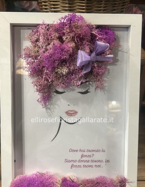 Quadro con cornice in legno dimensini 20cm per 25cm preparato con muschio stabilizzato